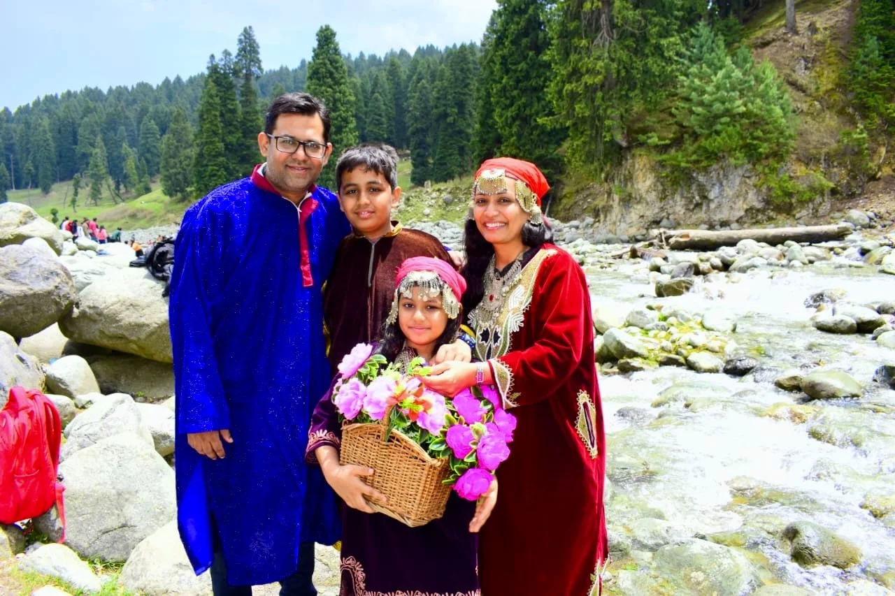 Kashmir Family Tour Package.